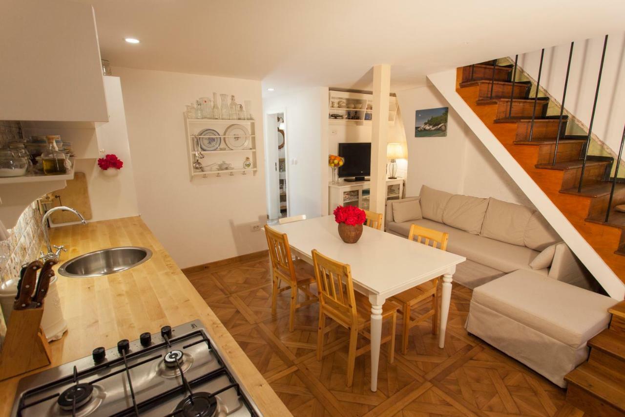 Barbarossa House With Parking Διαμέρισμα Cres Εξωτερικό φωτογραφία