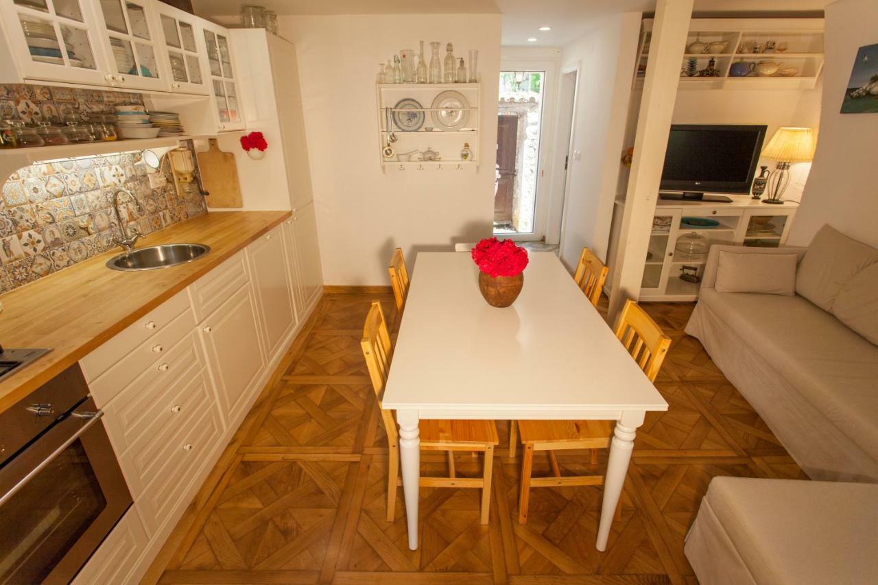 Barbarossa House With Parking Διαμέρισμα Cres Εξωτερικό φωτογραφία