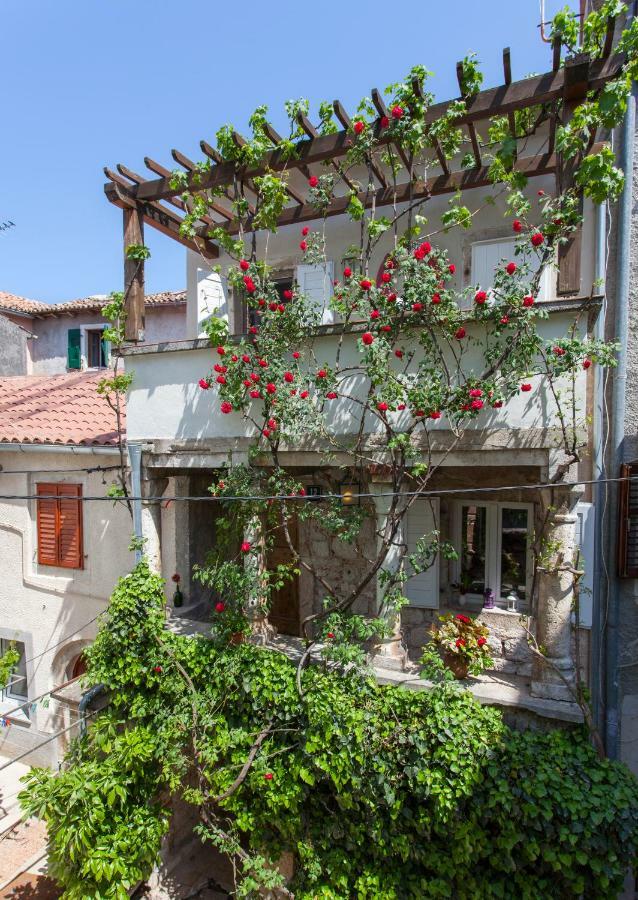 Barbarossa House With Parking Διαμέρισμα Cres Εξωτερικό φωτογραφία